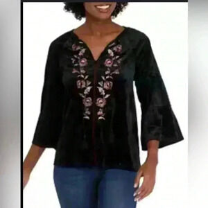 CUPIO Women's 3/4 Sleeve Velvet Embroidered Peasant Top XL